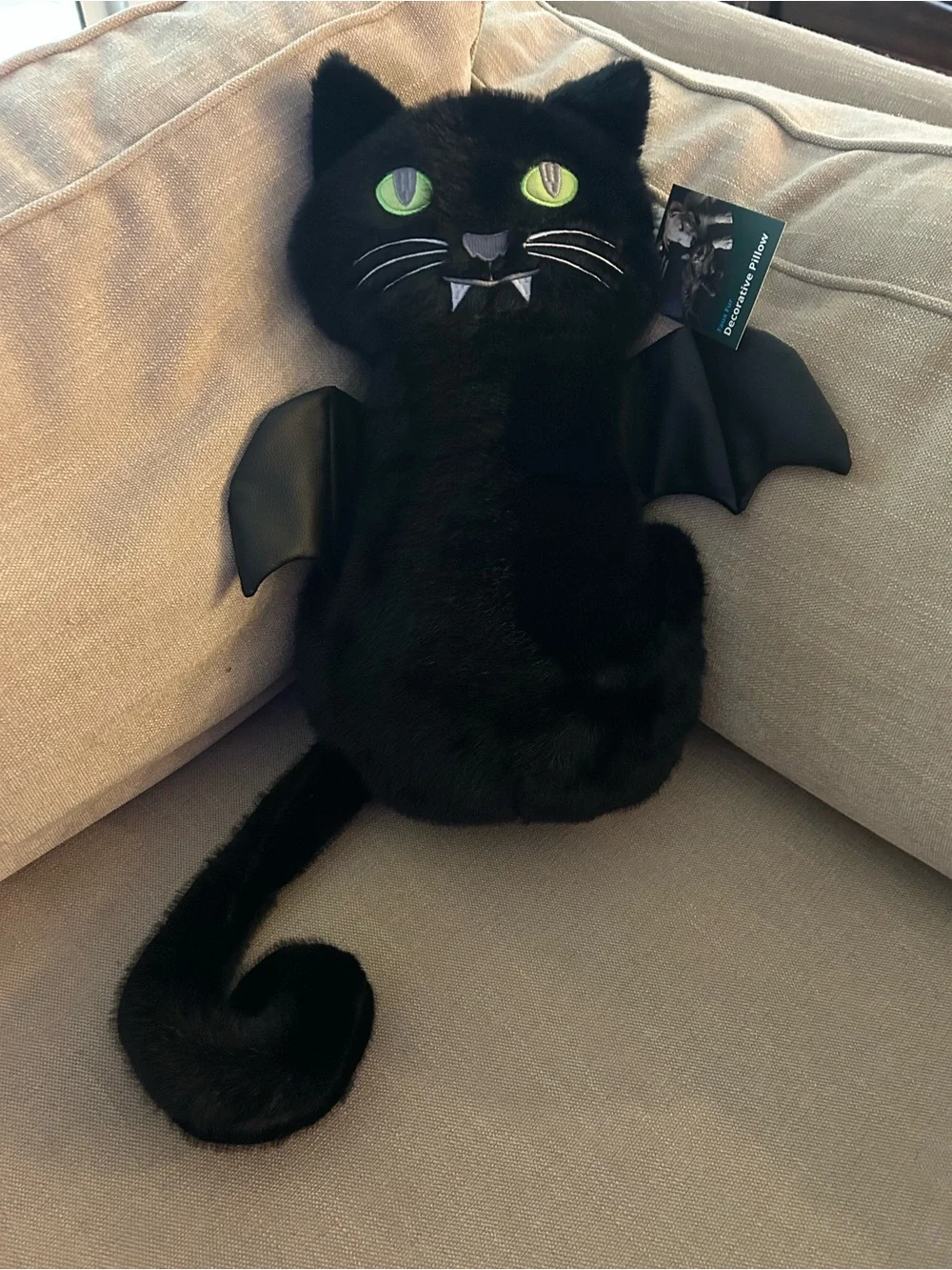 “New” Humane World For Animals Black Cat Pillow with Green Eyes and Bat Wings